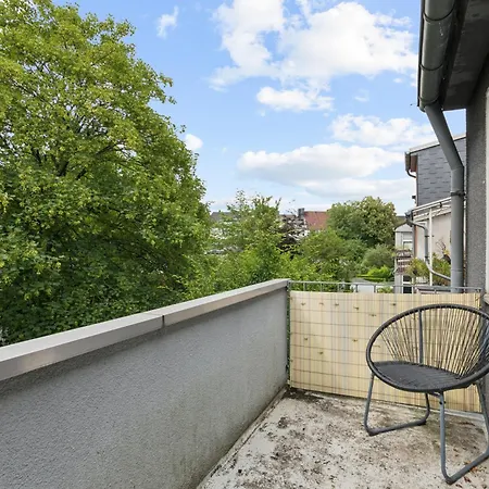Messe 65 Qm With Balcony And Location Essen