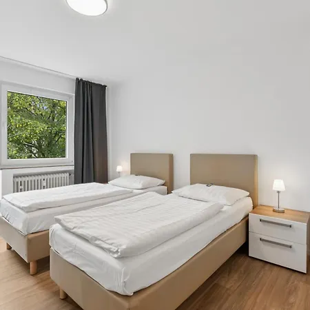 Messe 65 Qm With Balcony And Location *